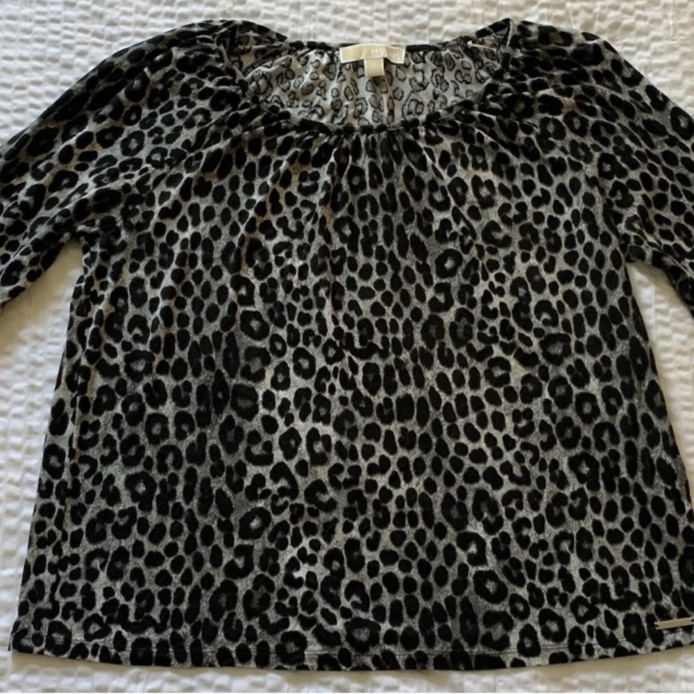 MICHAEL KORS leopard shirt women’s Medium With Bell Sleeves